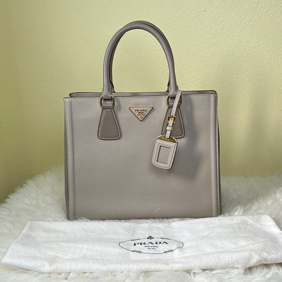 💯Authentic PRADA Saffiano Leather Medium Top Handle Tote Bag🍀 - Picture 3 of 17